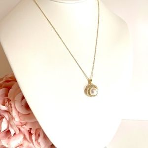 Pearl Rhinestone Necklace